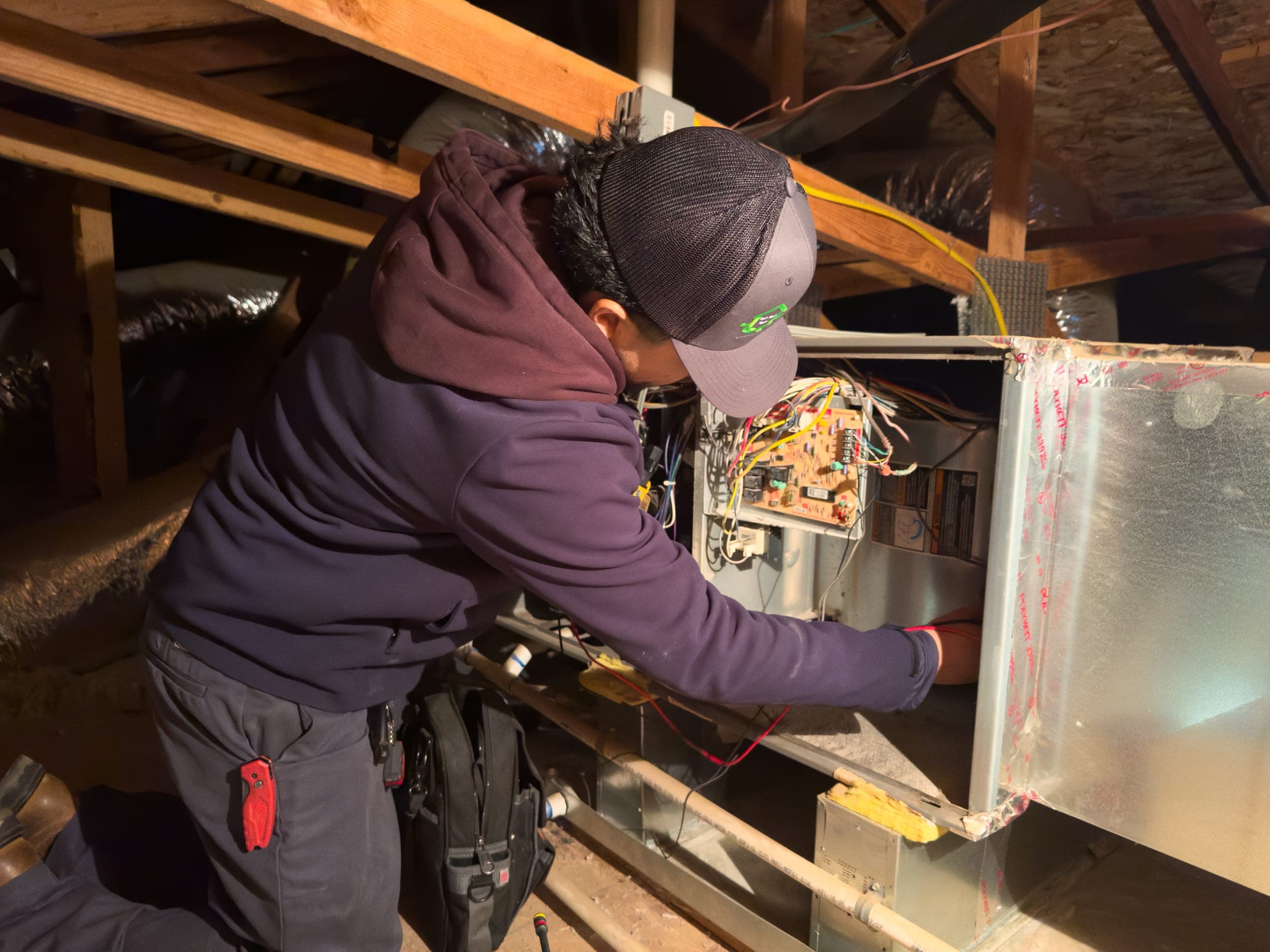 How Does a Heat Pump Work in Winter?