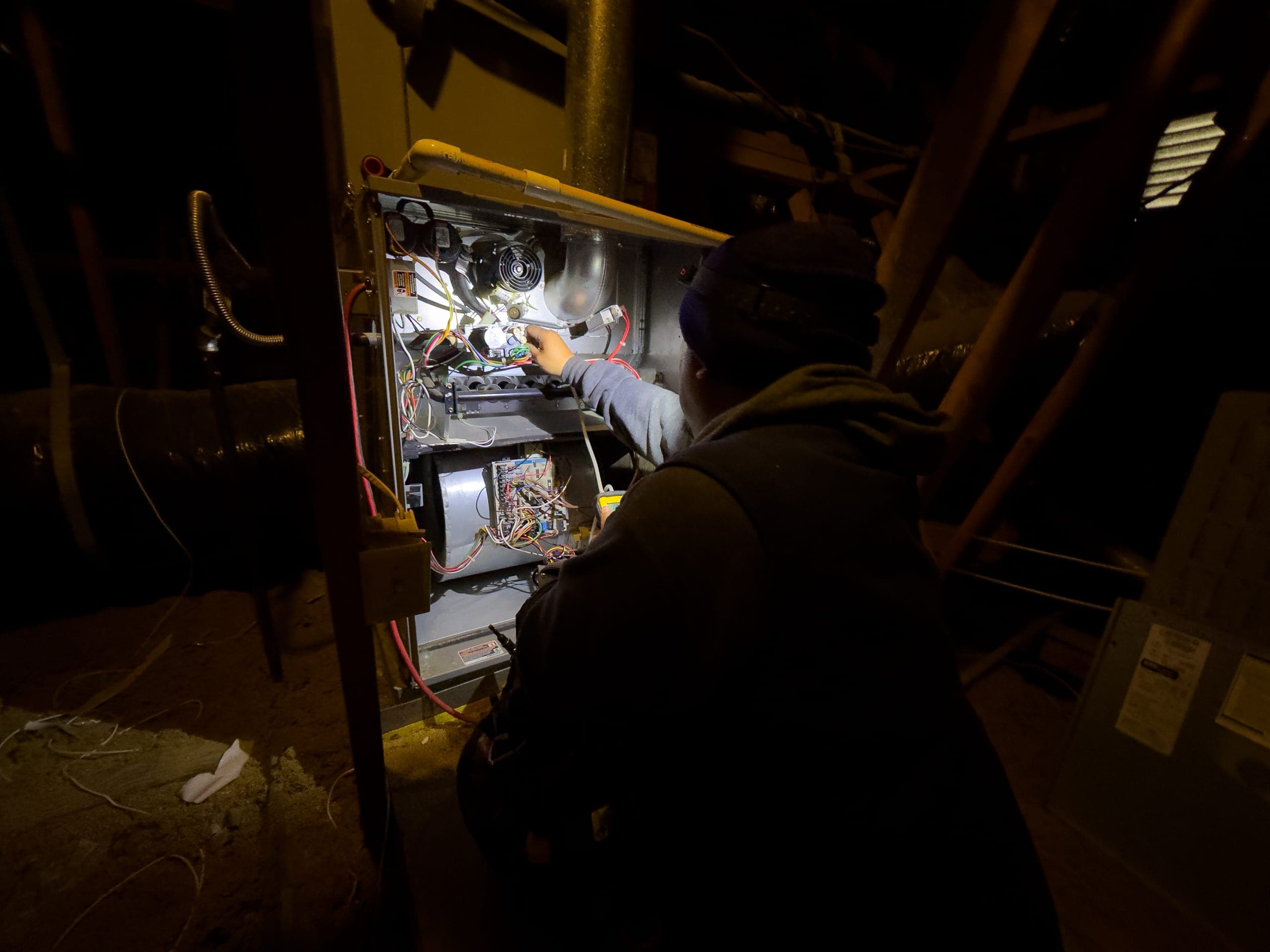 Heat Pumps vs. Gas Furnaces